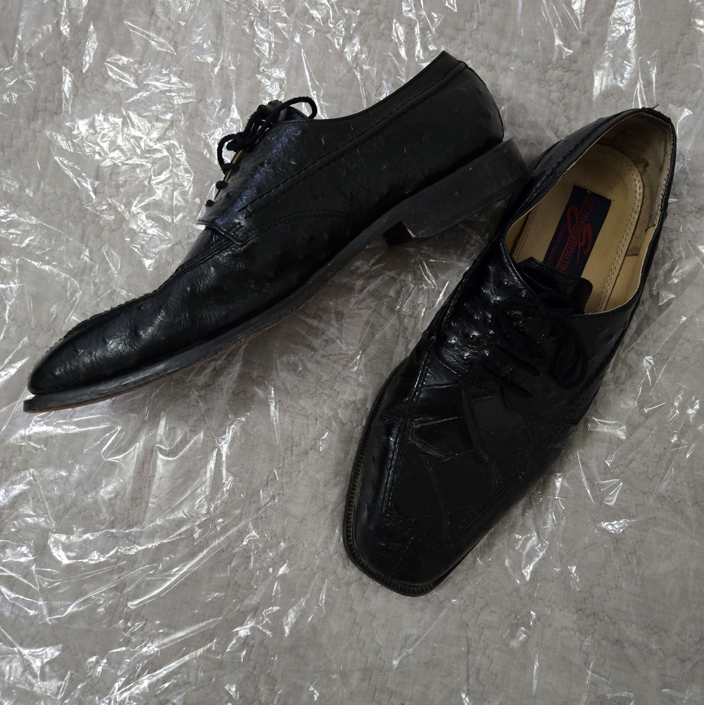 Giorgio Brutini Black Textured Oxfords